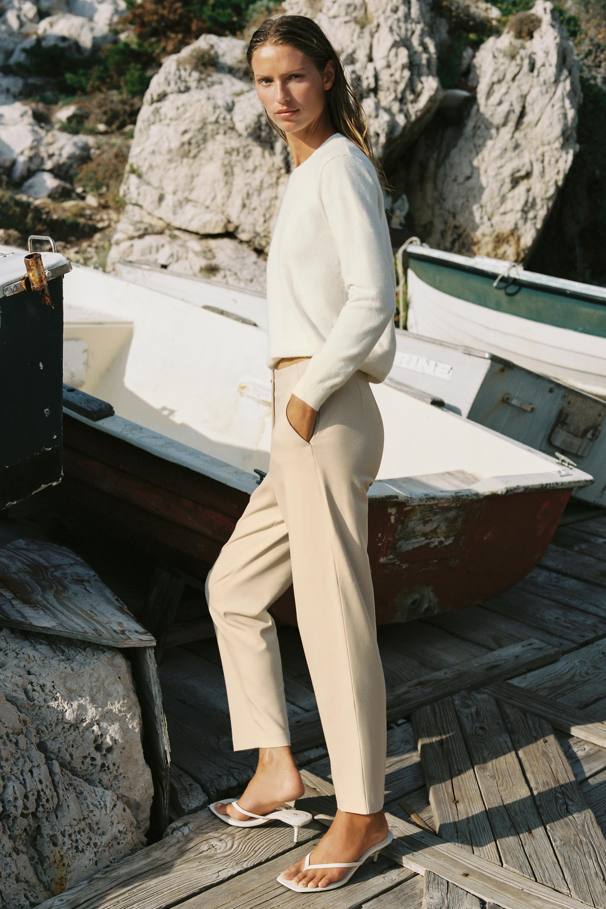 HIGH-WAISTED ANKLE-LENGTH PANTS